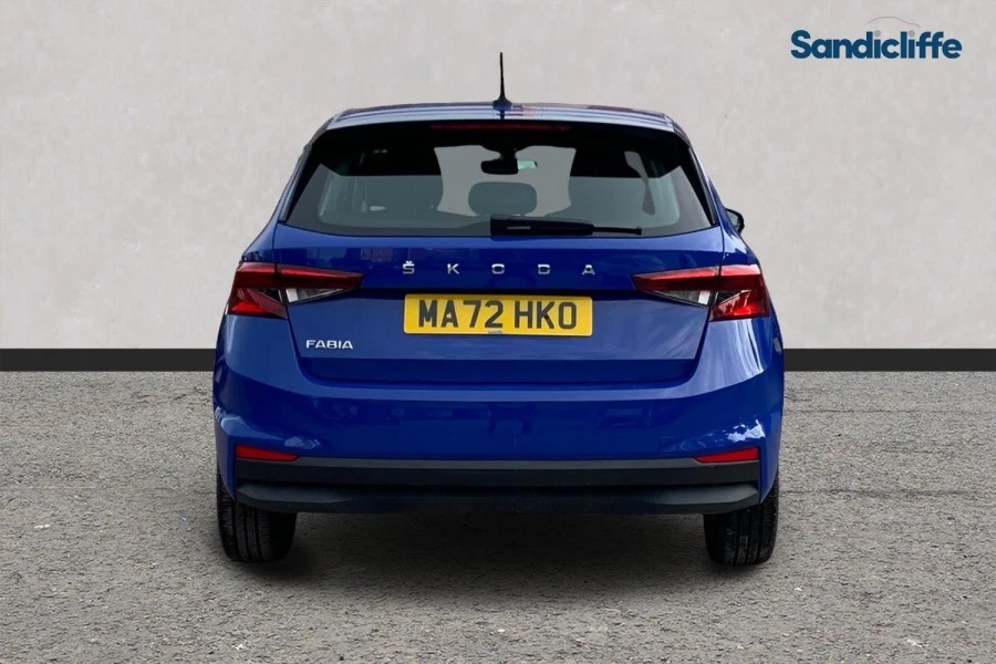 Skoda Fabia Fabia 1.0 Tsi 110 Se Comfort Dsg Hatchback Blue #5