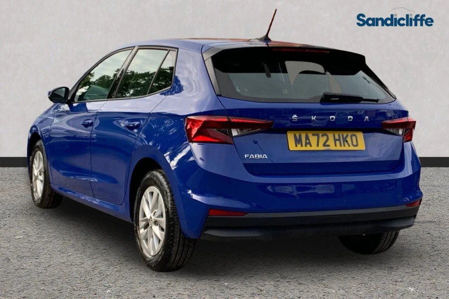 Skoda Fabia Fabia 1.0 Tsi 110 Se Comfort Dsg Hatchback Blue #6