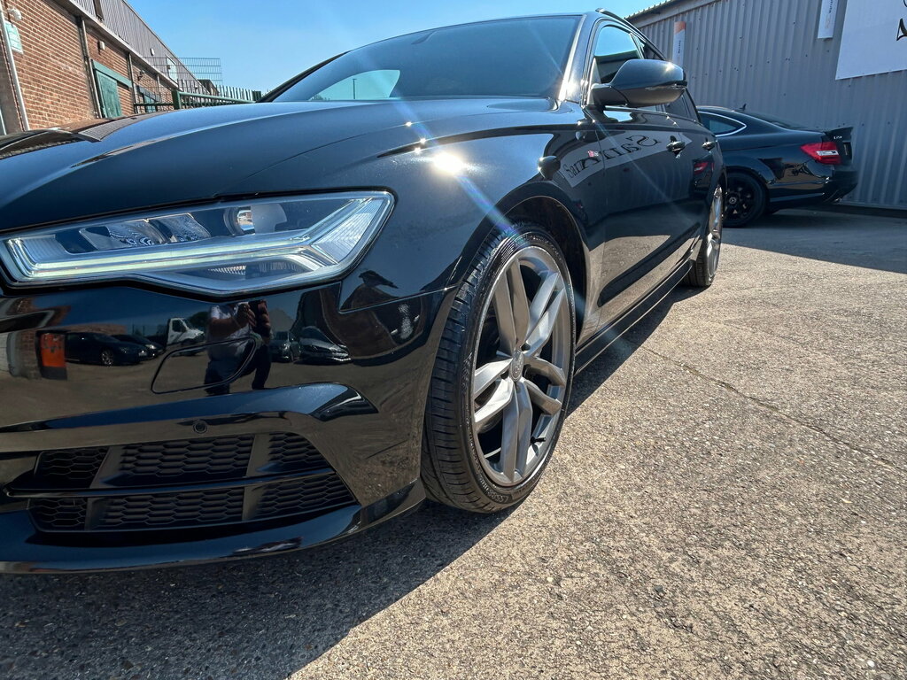 Audi A6 Avant 2L Black Edition Grey #16