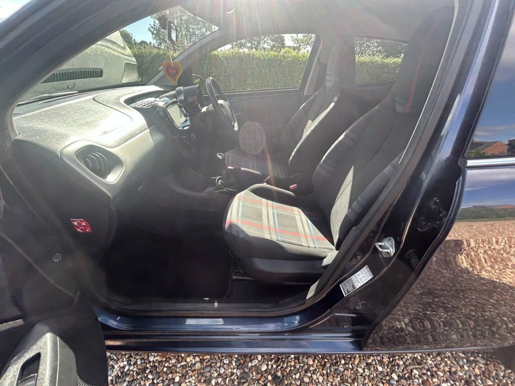 Peugeot 108 1.0 Vti Active 2 Tronic Euro 5 Silver #23