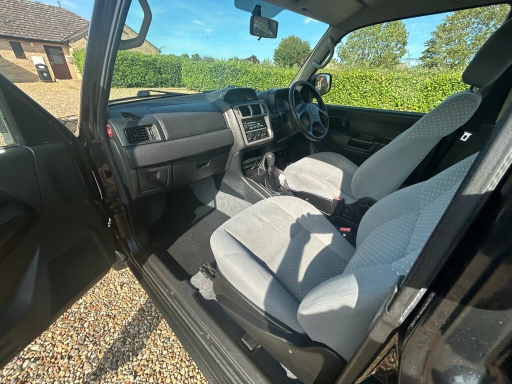 Mitsubishi Shogun Pinin Suv 1.8 Attivo II 200303 Silver #25