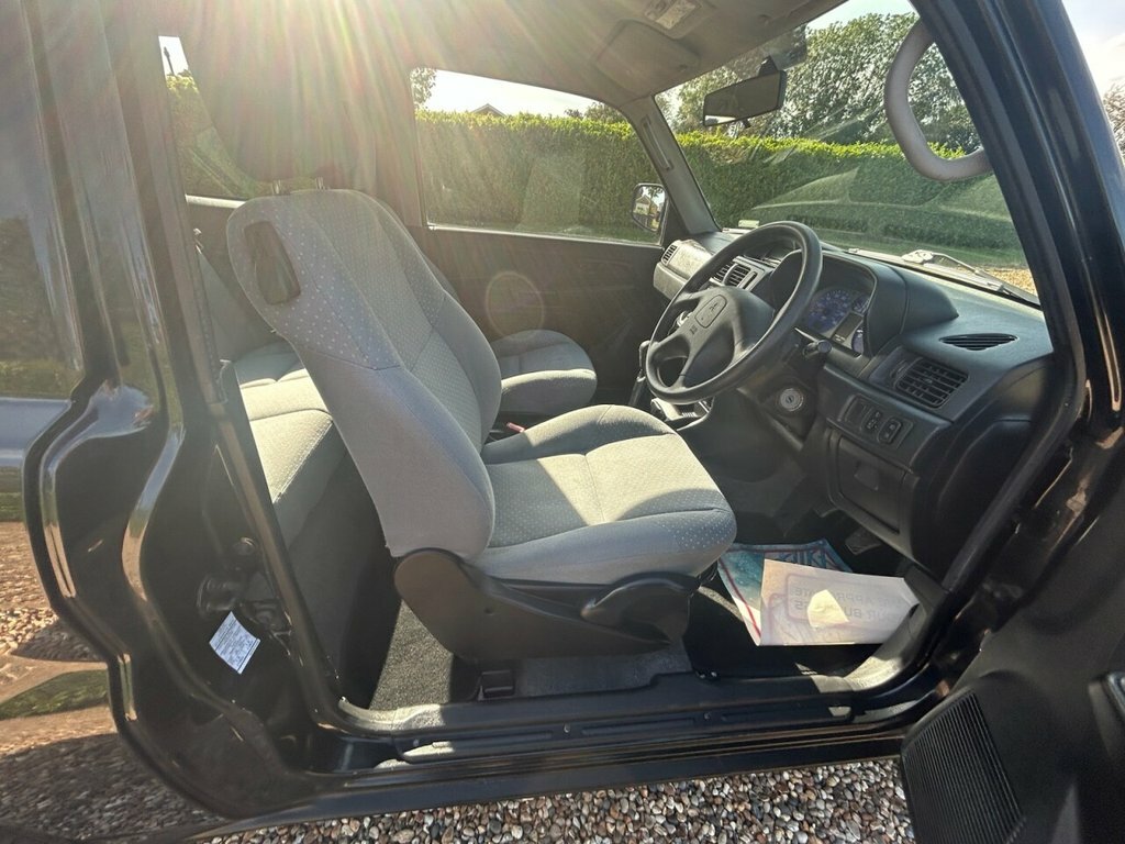 Mitsubishi Shogun Pinin Suv 1.8 Attivo II 200303 Silver #19