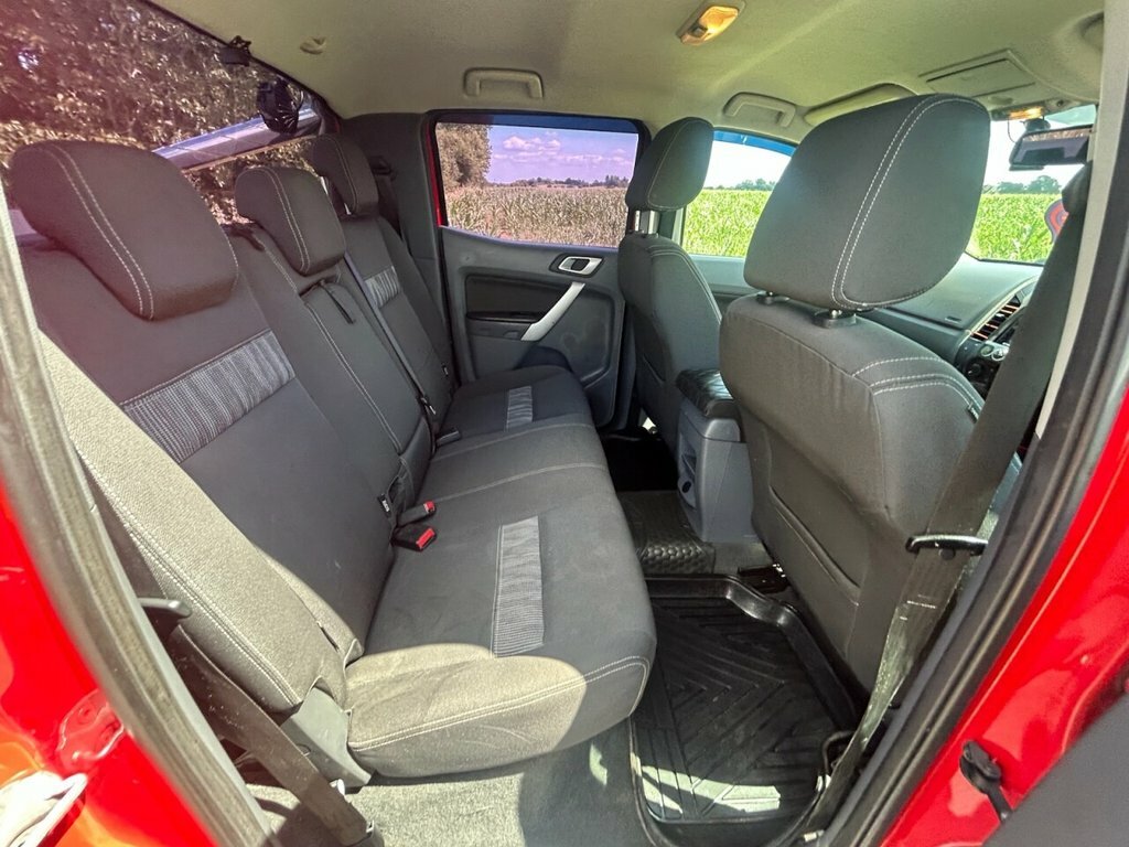 Ford Ranger Wildtrak Black #40