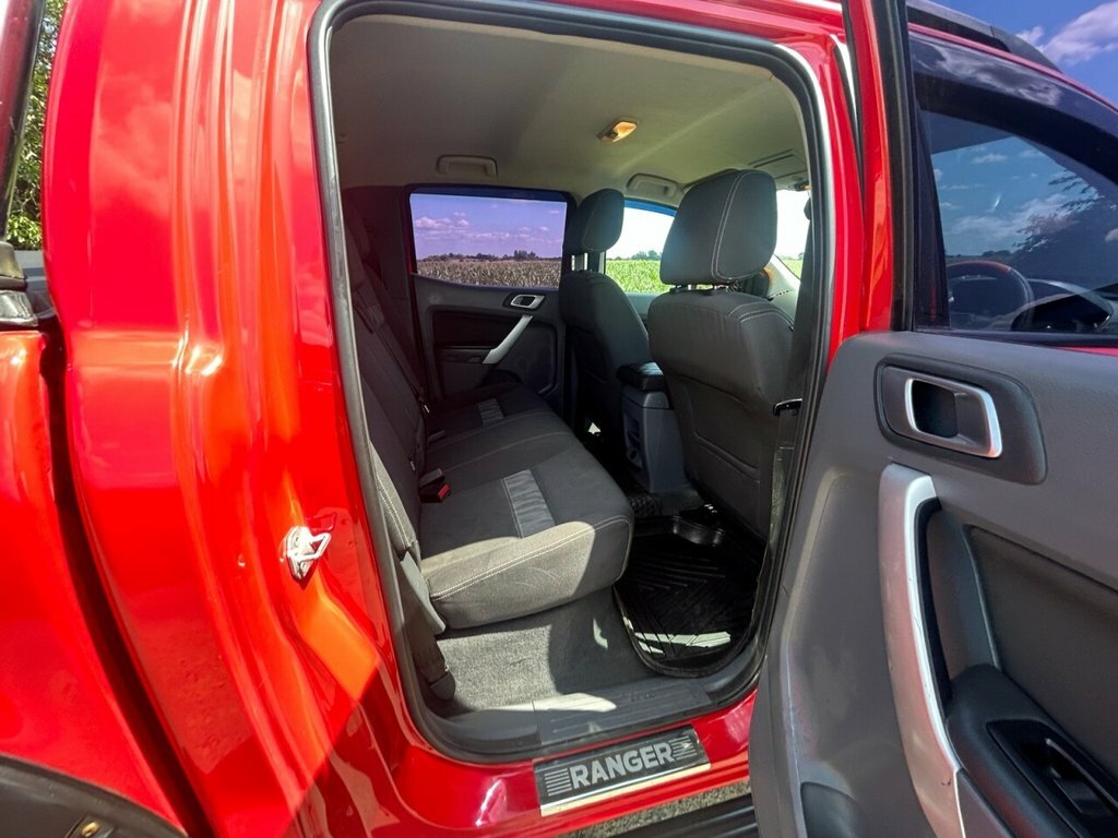 Ford Ranger Wildtrak Black #44