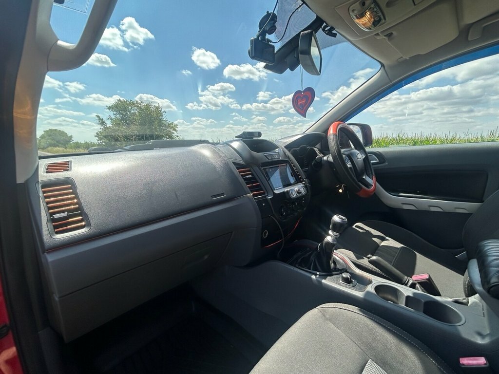 Ford Ranger Wildtrak Black #28
