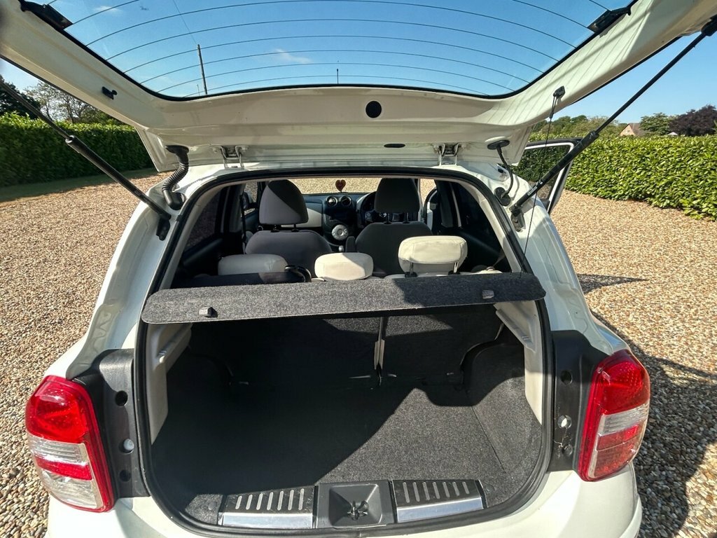 Nissan Micra Hatchback 1.2 Silver #35
