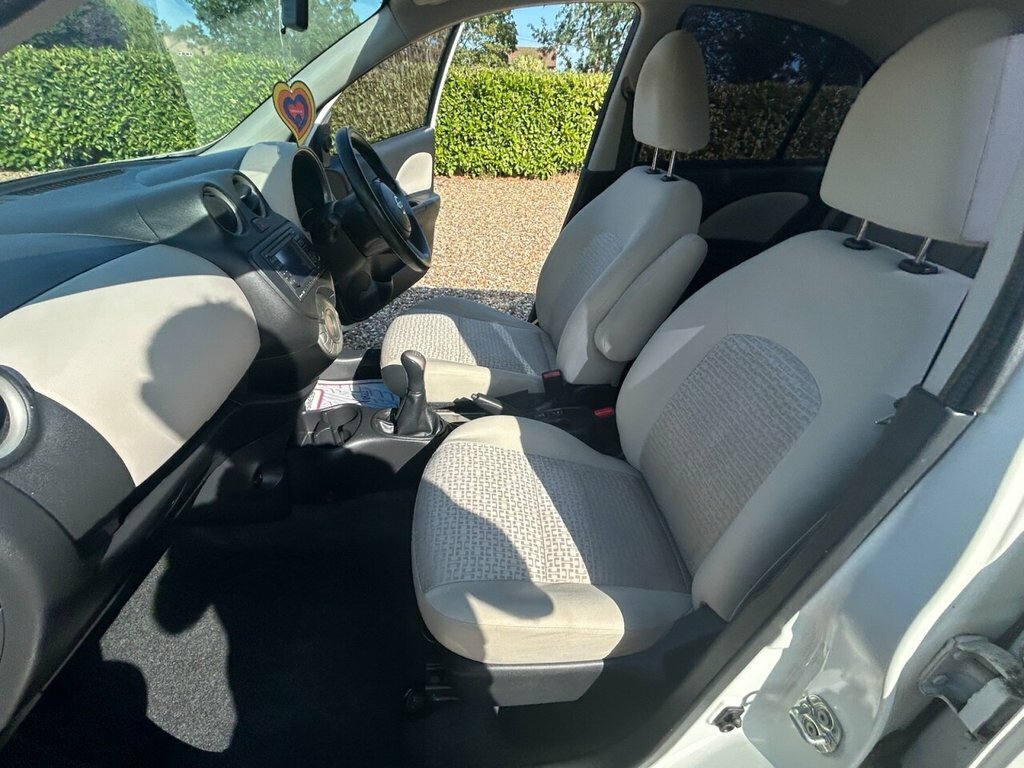 Nissan Micra Hatchback 1.2 Silver #30