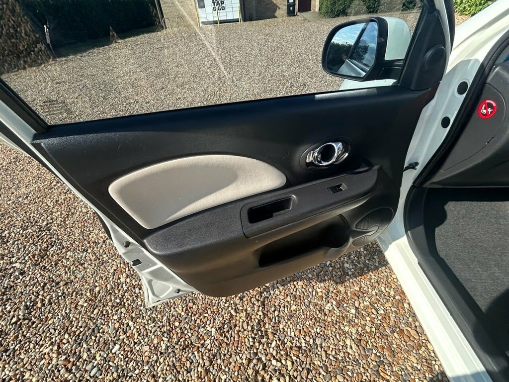 Nissan Micra Hatchback 1.2 Silver #25