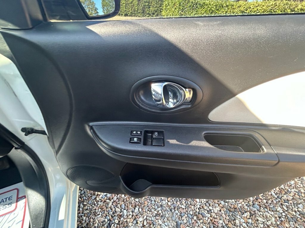 Nissan Micra Hatchback 1.2 Silver #18