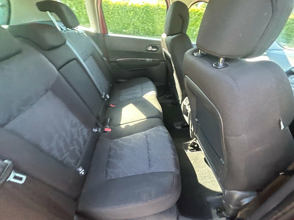Peugeot 3008 Hdi Active Silver #18