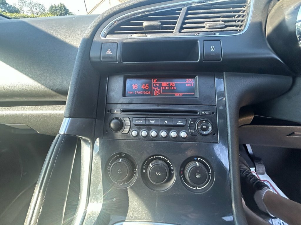 Peugeot 3008 Hdi Active Silver #9