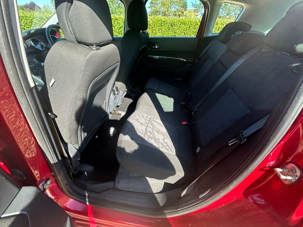 Peugeot 3008 Hdi Active Silver #26