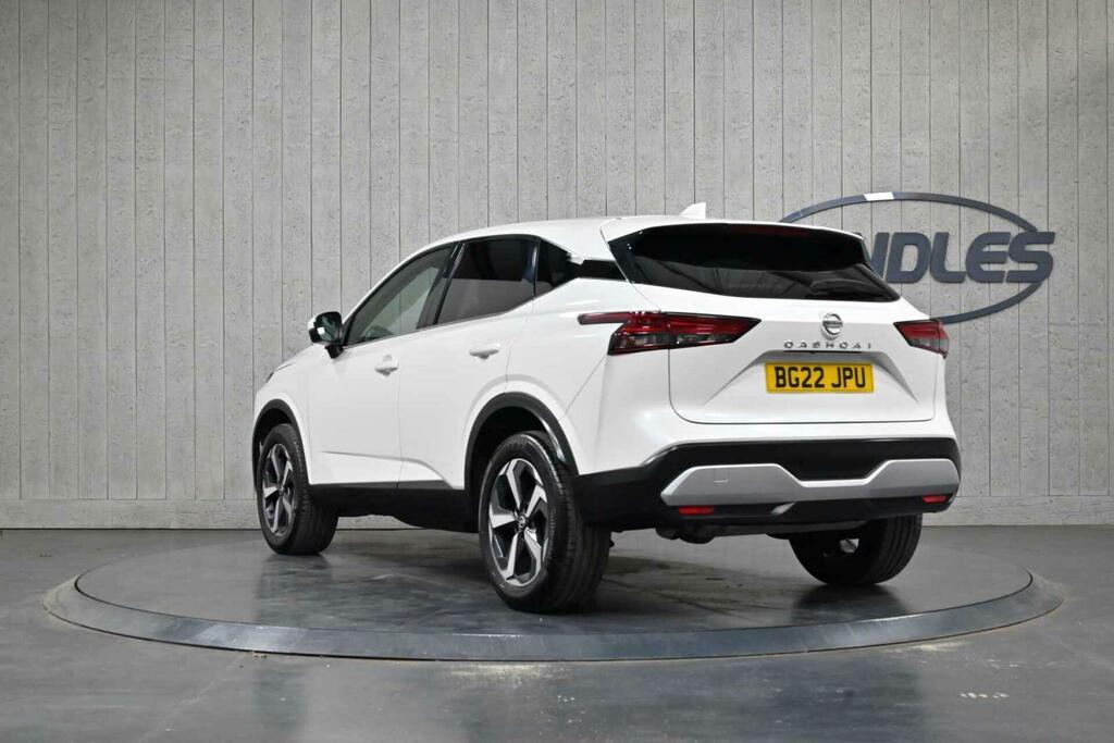 Nissan Qashqai 1.3 Dig-t Mhev N-connecta Euro 6 Ss BG22JPU White #3