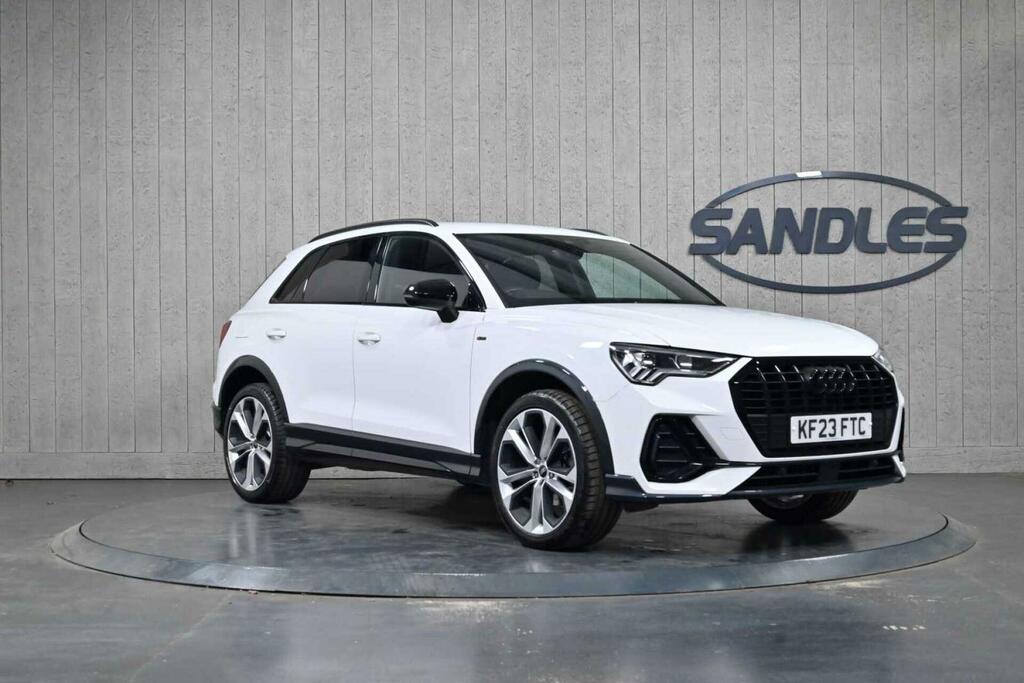 Audi Q3 1.5 Tfsi Cod 35 Black Edition S Tronic Euro 6 Ss White