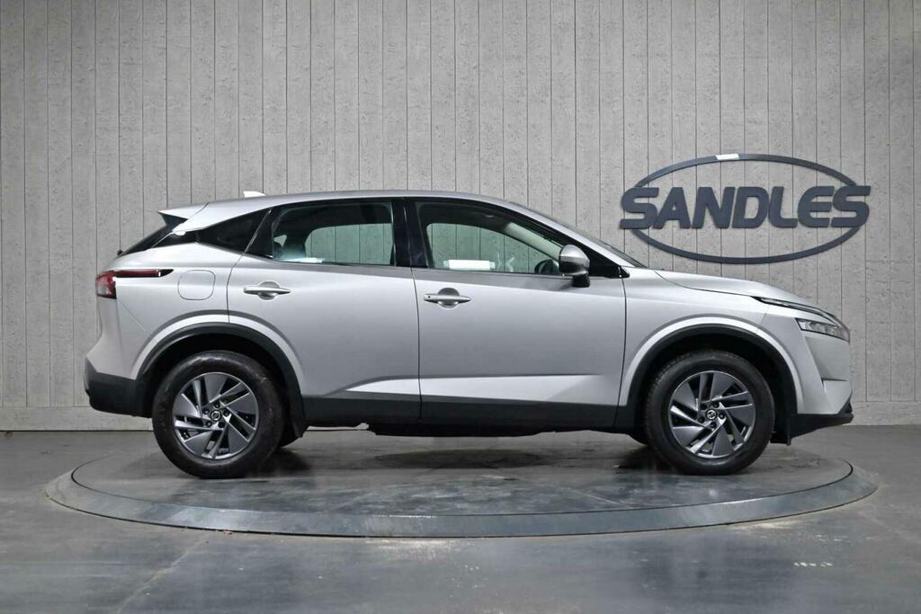Nissan Qashqai 1.3 Dig-t Mhev Acenta Premium Xtron Euro 6 Ss 5 YC22UAZ Silver #3