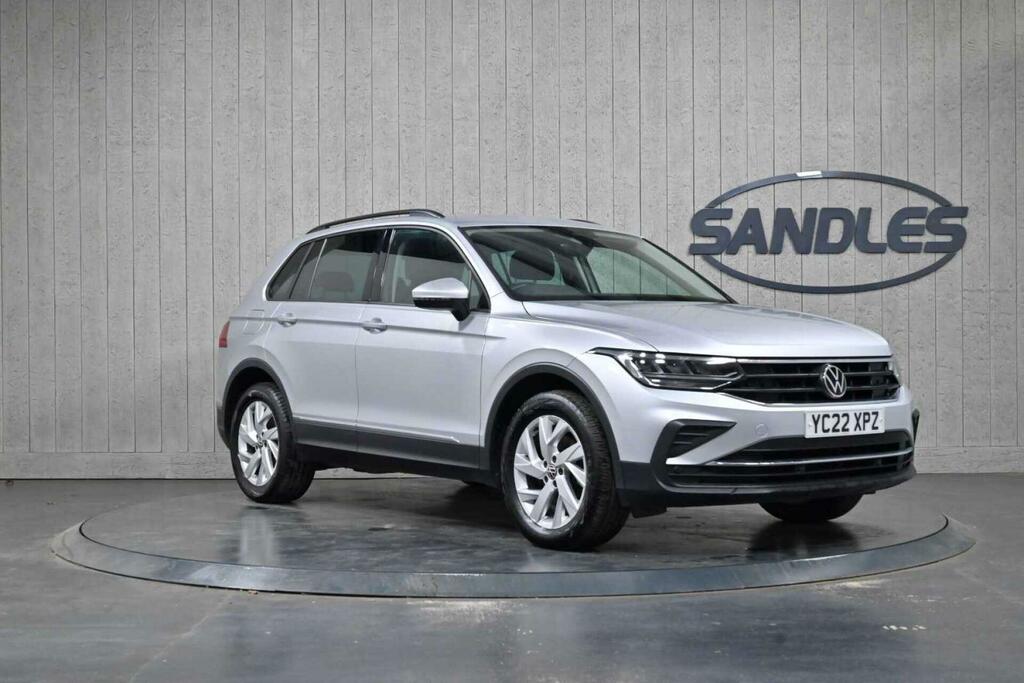 Volkswagen Tiguan 1.5 Tsi Life Euro 6 Ss Silver