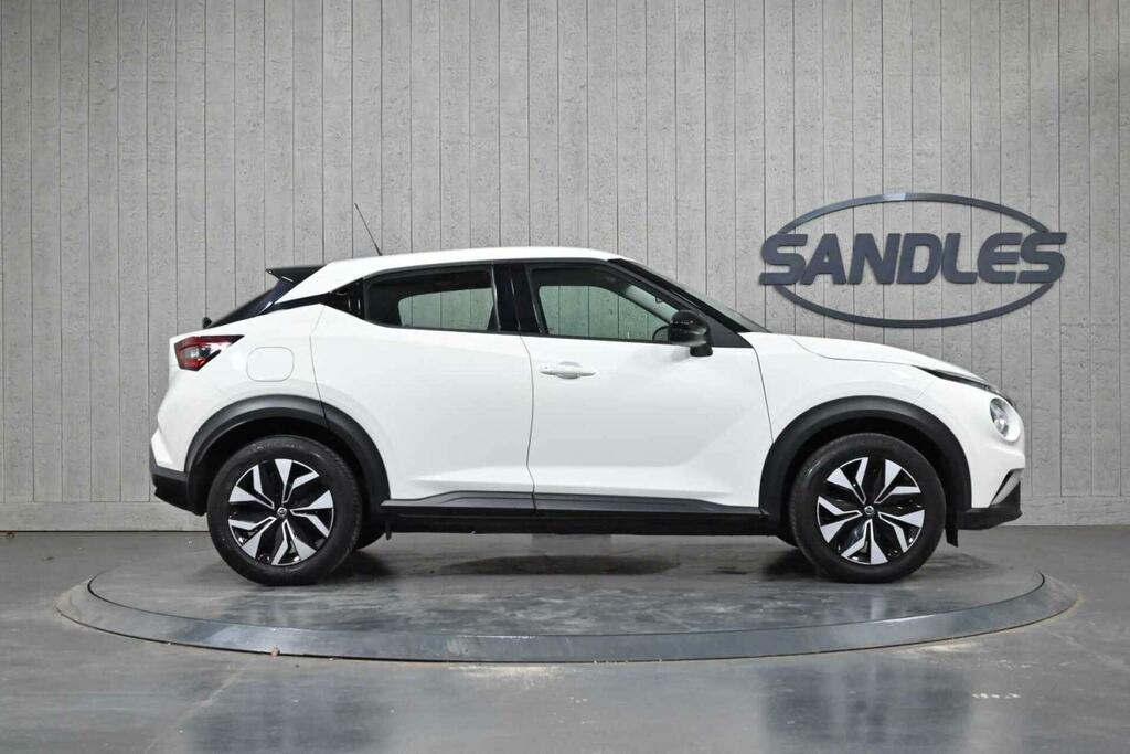 Nissan Juke 1.0 Dig-t Acenta Euro 6 Ss YE22RYC White #3