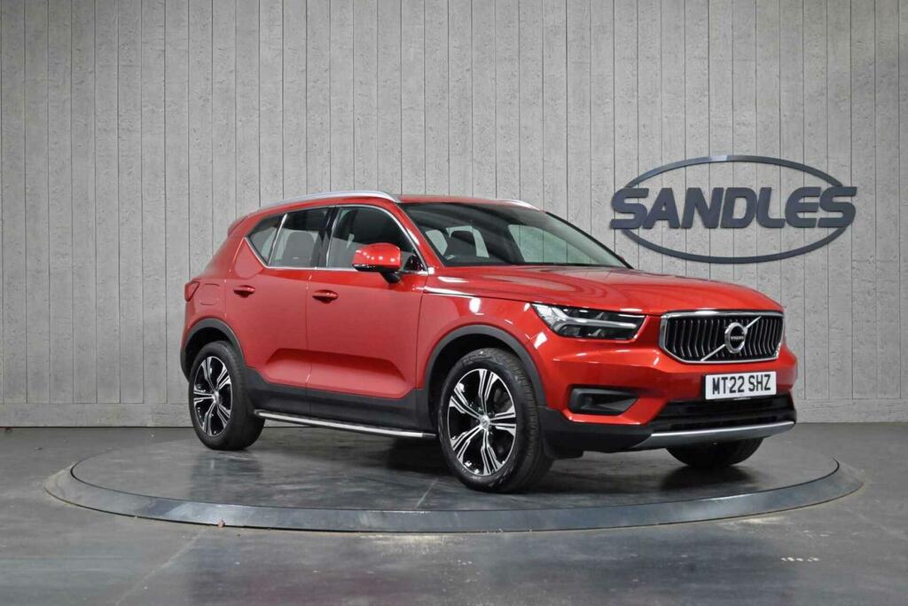 Volvo XC40 1.5H T5 Recharge 10.7Kwh Ultimate Bright Euro Red