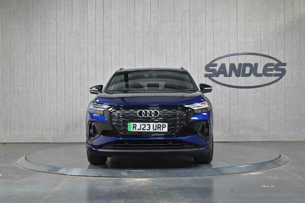 Audi Q4 E Tron 40 Edition 1 82Kwh RJ23URP Blue #4