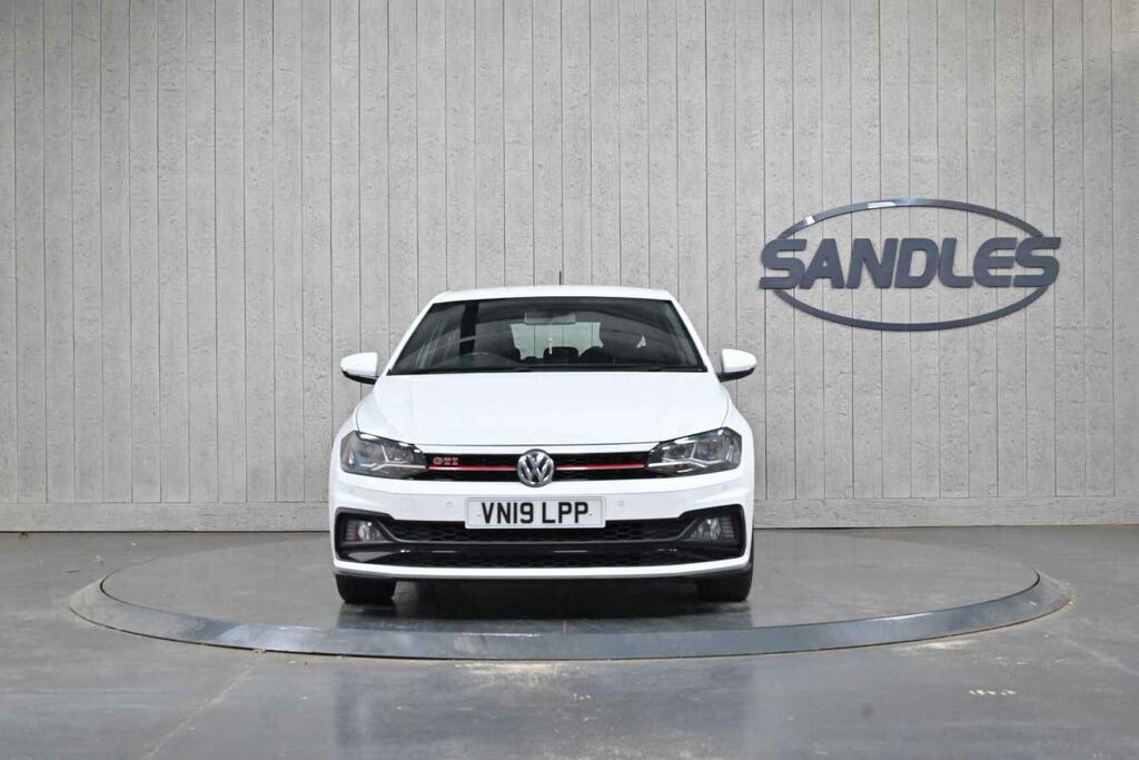 Volkswagen Polo 2.0 Tsi Gti Dsg Euro 6 Ss VN19LPP White #4
