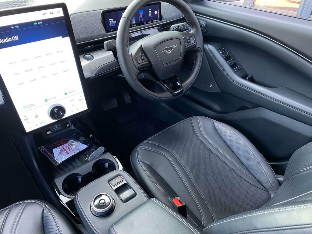 Ford Mustang Mach-E Extended Range 91Kwh FG72YBM White #2