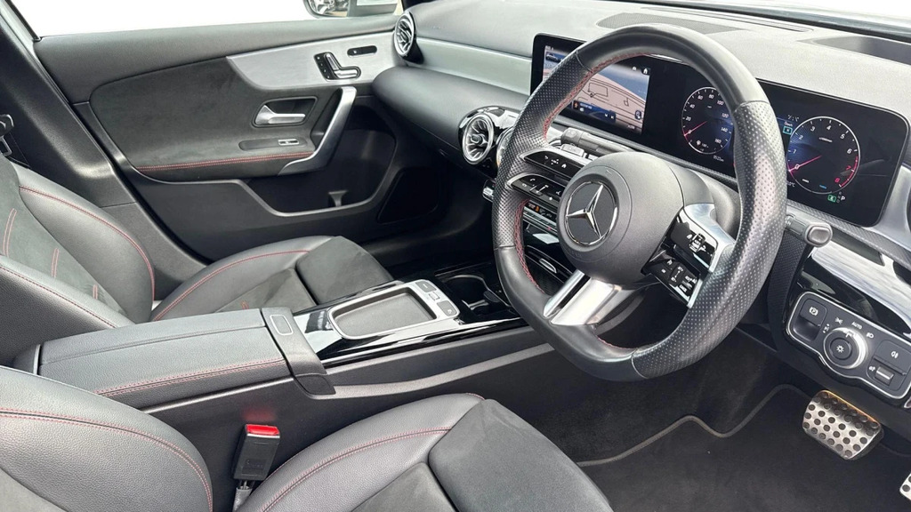 Mercedes-Benz A Class A 200 Amg Line Premium M GC23CZG White #3