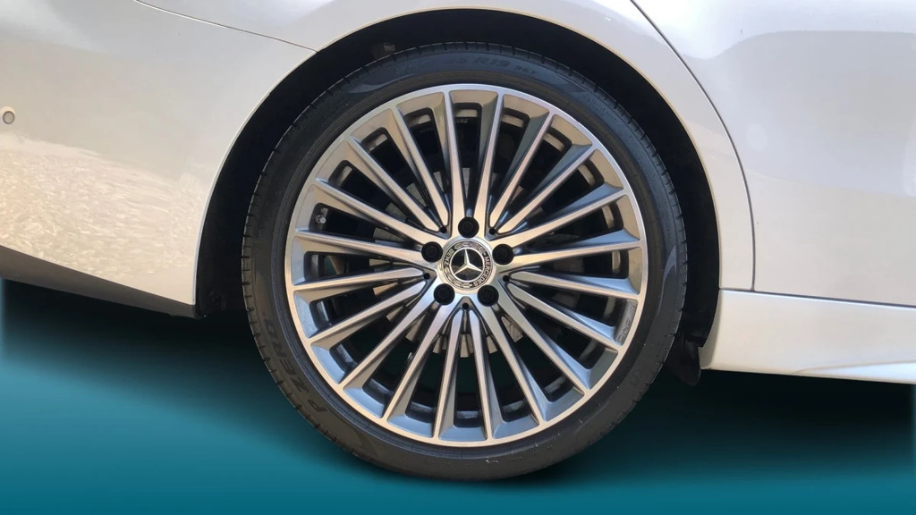 Mercedes-Benz C Class C 300 Amg Line Prem D Mhe White #5