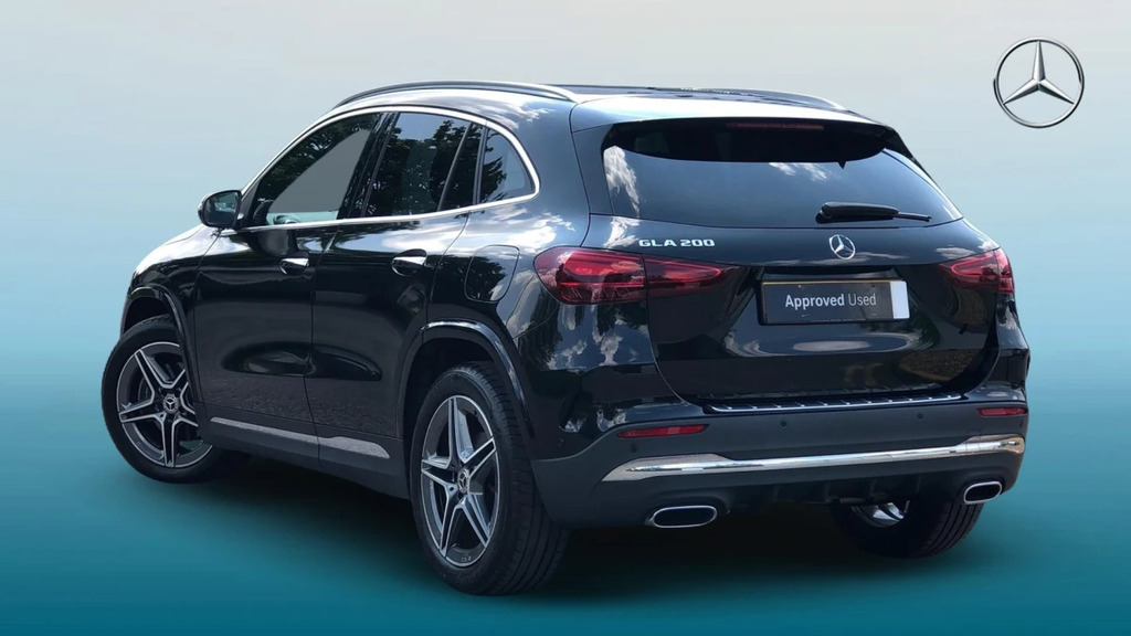 Mercedes-Benz GLA Class Gla 200 Amg Lne Premium M Black #2