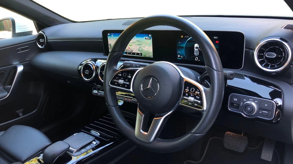 Mercedes-Benz A Class A 180 Sport Executive Aut RF20GMX White #3