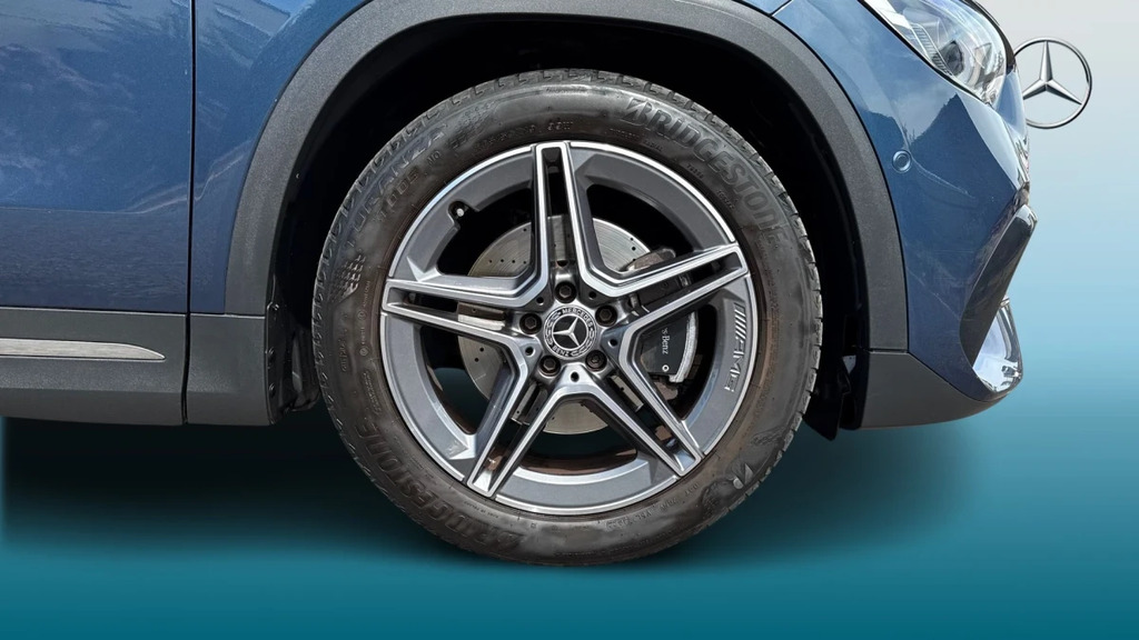 Mercedes-Benz GLA Class Gla 200 Amg Line Premium HG22HYP Blue #5
