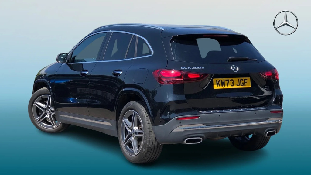 Mercedes-Benz GLA Class Gla 200 Amg Line Executiv KW73JGF Black #2