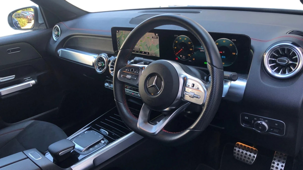 Mercedes-Benz EQB Eqb 300 Amg Lne Premium 4 KW73FBJ Silver #3