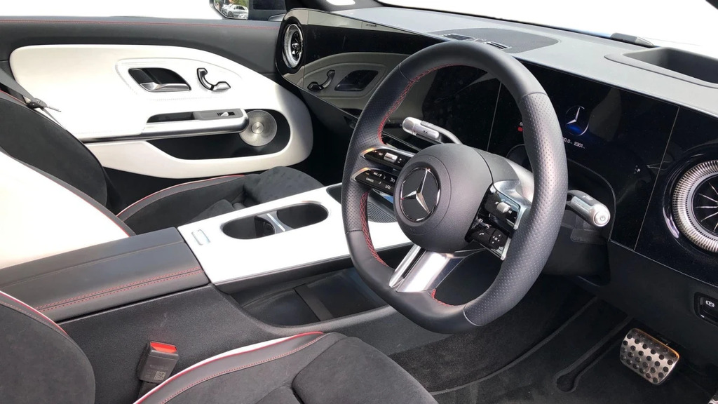 Mercedes-Benz CLA Class Cla 200 Amg Line Prem M KO75FYG Blue #3