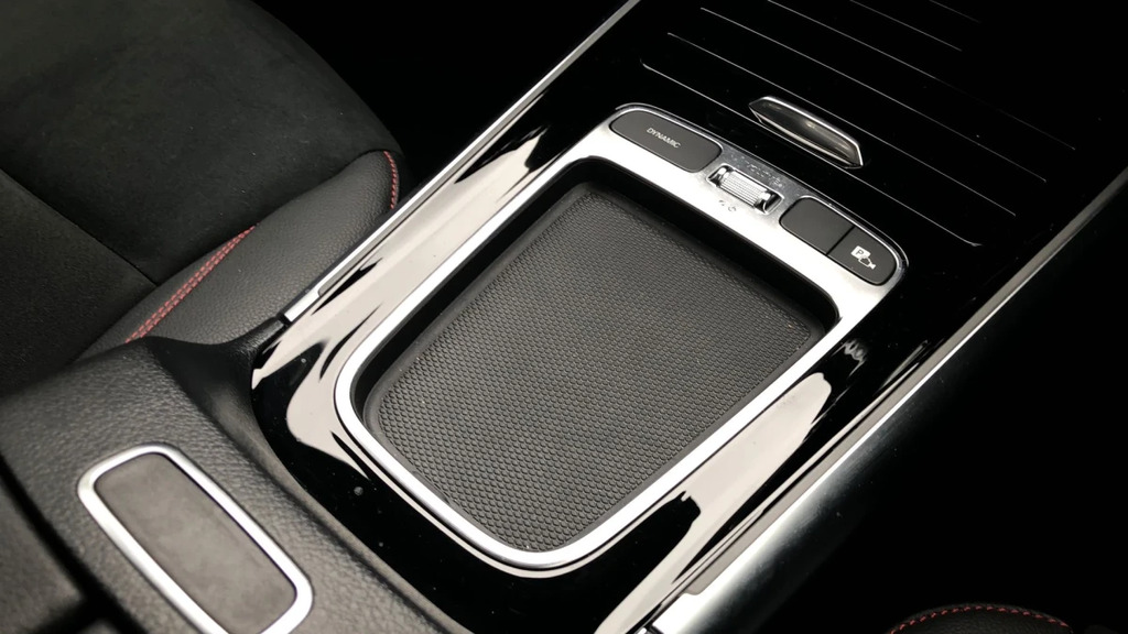 Mercedes-Benz GLA Class 2.0 Gla35 Mhev Amg Premium Suv Hybrid Black #30