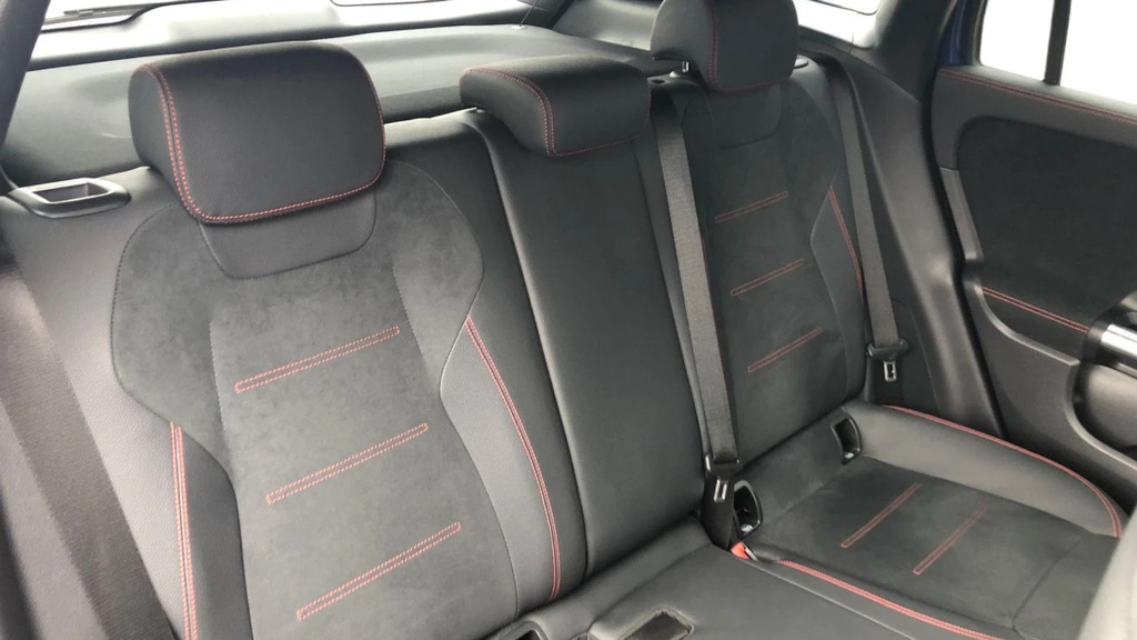 Mercedes-Benz GLA Class 2.0 Gla35 Mhev Amg Premium Suv Hybrid Black #12