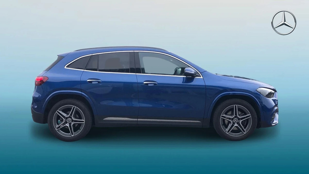 Mercedes-Benz GLA Class Gla 200 Amg Line Premium Blue #4