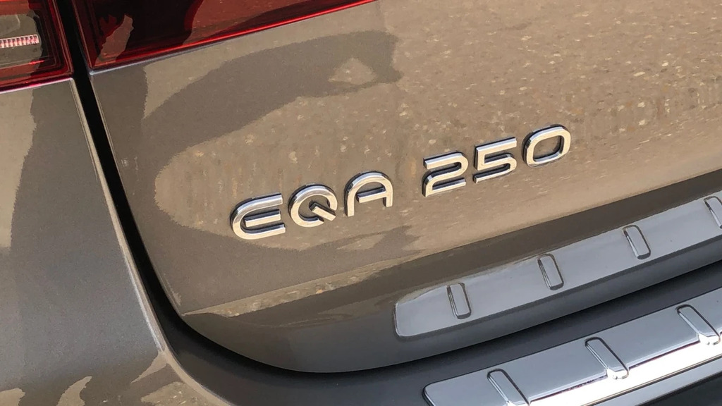 Mercedes-Benz EQA 250 140Kw Amg Line 66.5Kwh 2022 Grey #17