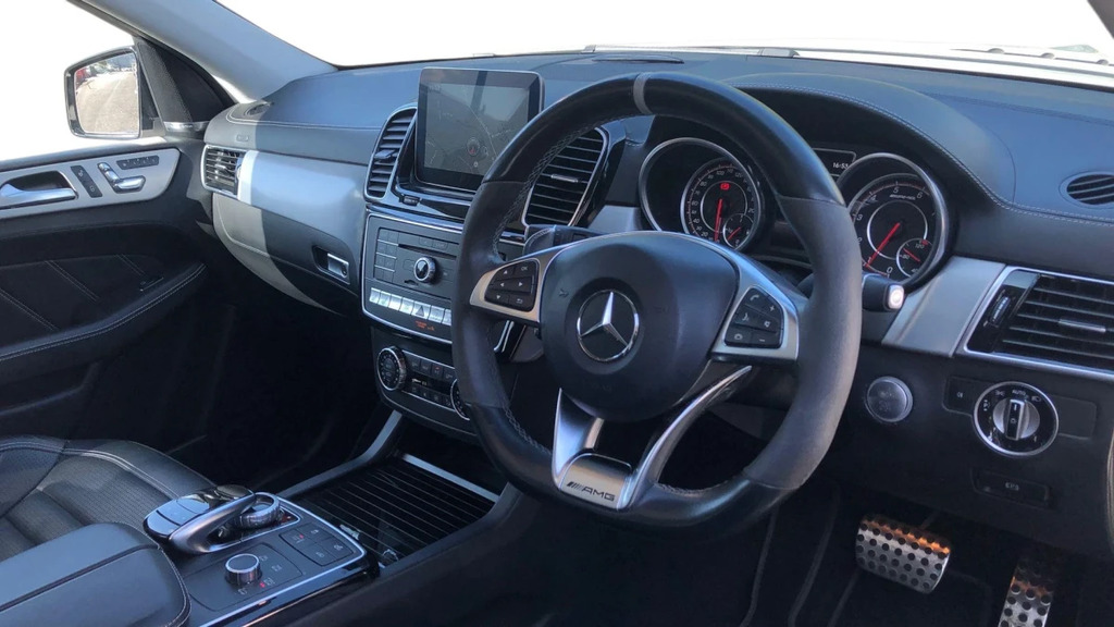Mercedes-Benz GLE Class Amg Gle 63 S 4Matic Premi BT18NYC White #3
