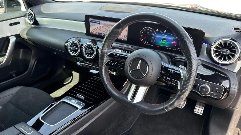 Mercedes-Benz A Class A 180 Amg Lne Executive M HG73MRO Black #3