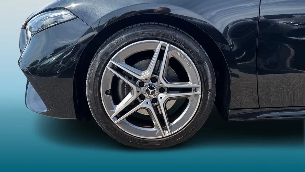 Mercedes-Benz A Class A 180 Amg Lne Executive M HG73MRO Black #5