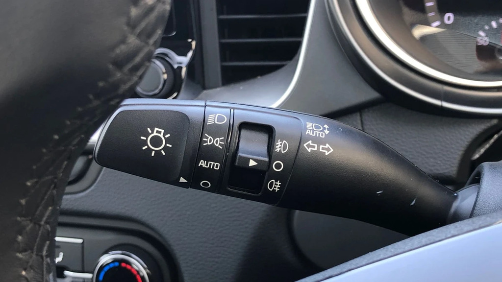 Kia Ceed 1.5 T-gdi Dct 3 Silver #24