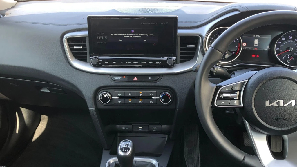 Kia Ceed 1.5 T-gdi Dct 3 Silver #10
