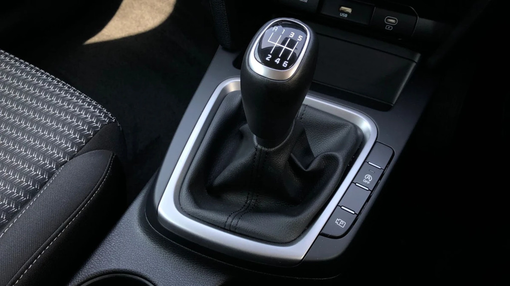 Kia Ceed 1.5 T-gdi Dct 3 Silver #32