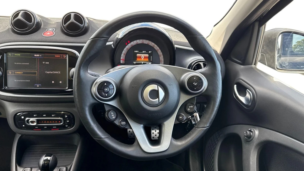 Smart Forfour 17.6Kwh Premium Hatchback 22Kw Black #9