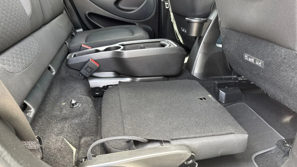 Smart Forfour 17.6Kwh Premium Hatchback 22Kw Black #26
