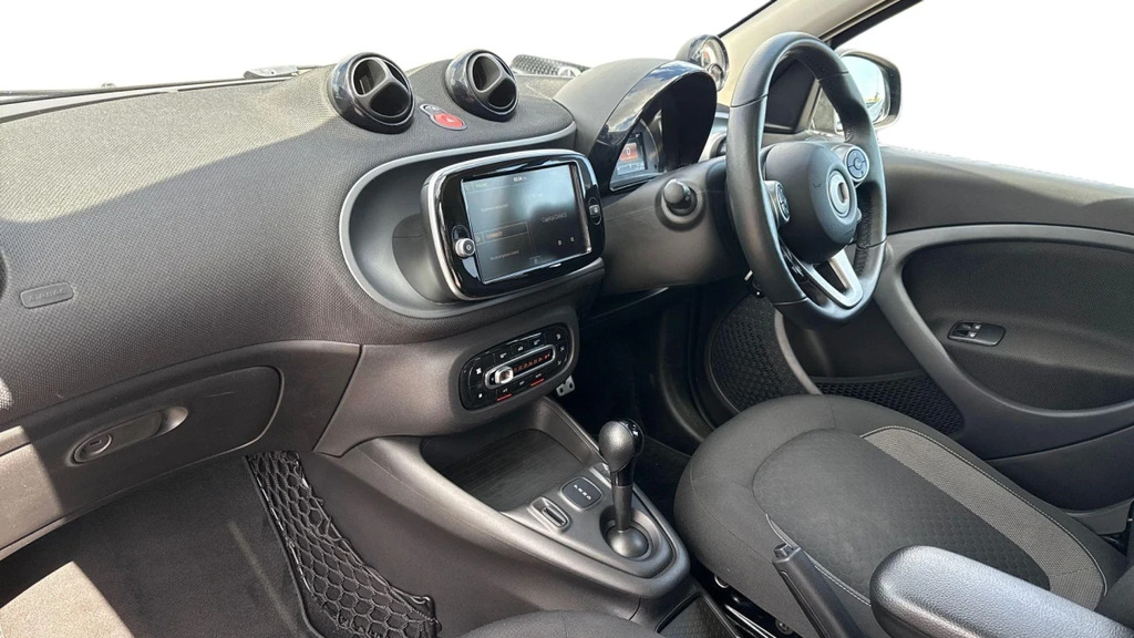 Smart Forfour 17.6Kwh Premium Hatchback 22Kw Black #8