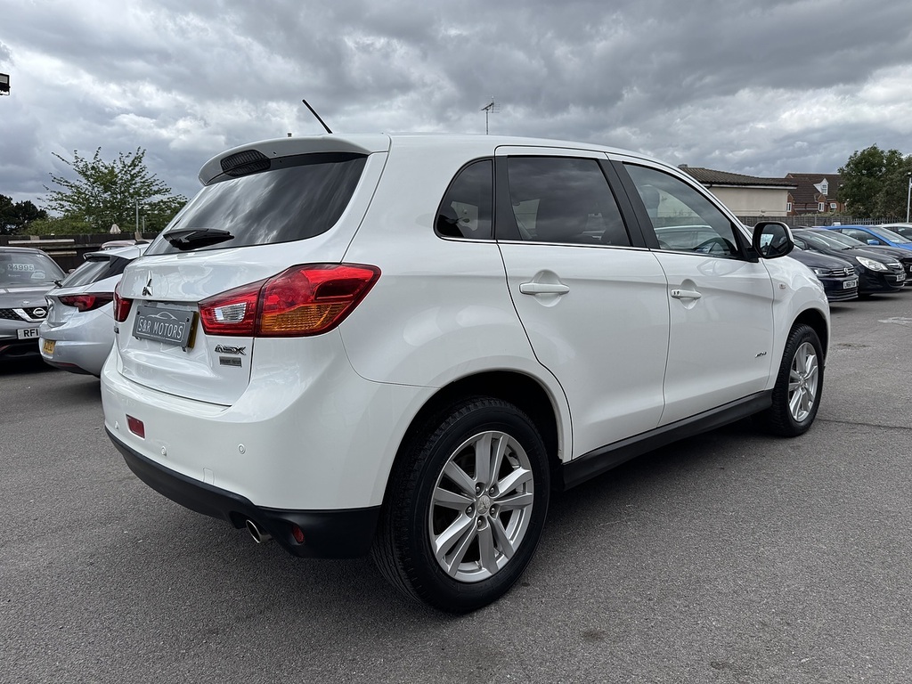 Mitsubishi ASX Di-d 4 White #4