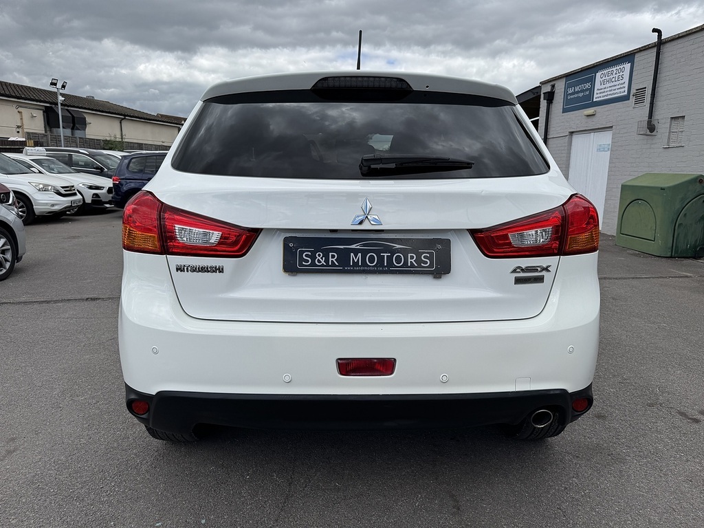 Mitsubishi ASX Di-d 4 White #5