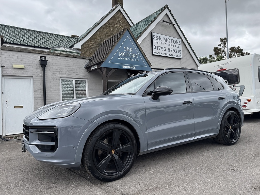 Porsche Cayenne T V6 Grey