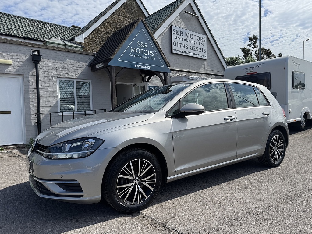 Volkswagen Golf Tsi Bluemotion Tech Se Nav Silver